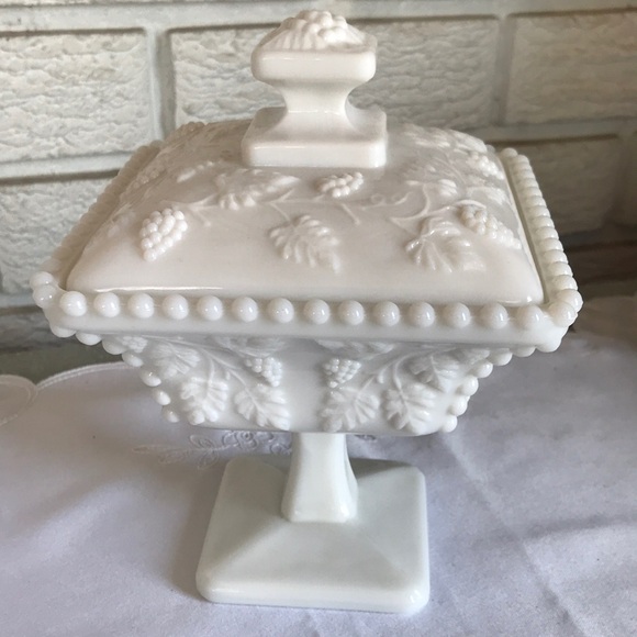 Grandma’s Elegant Milk Glass Candy Dish - Picture 5 of 11